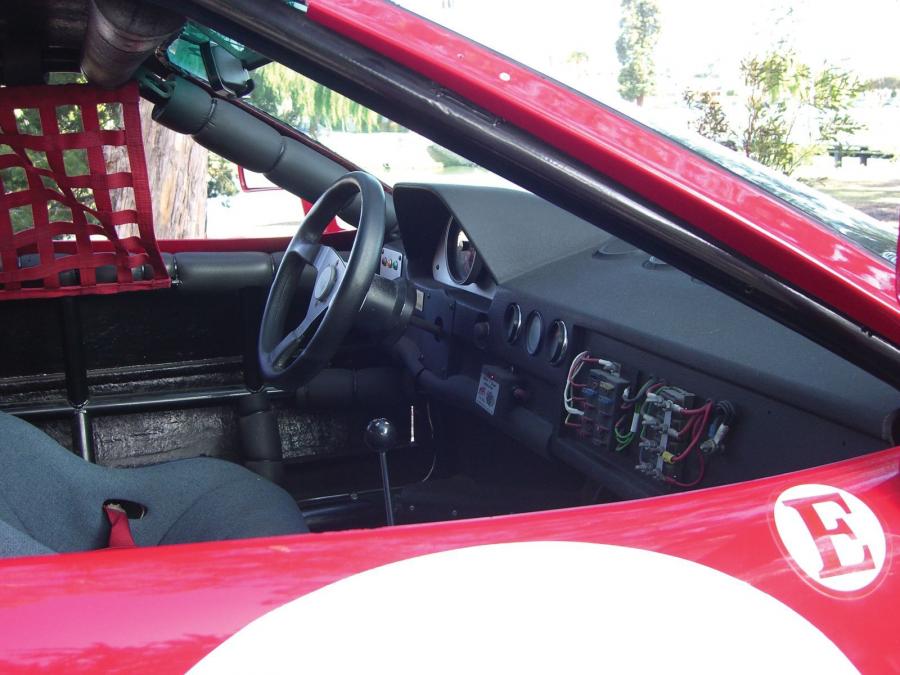  Ferrari 308 GTB Race Car 1982 года  (фото 3 из 6)